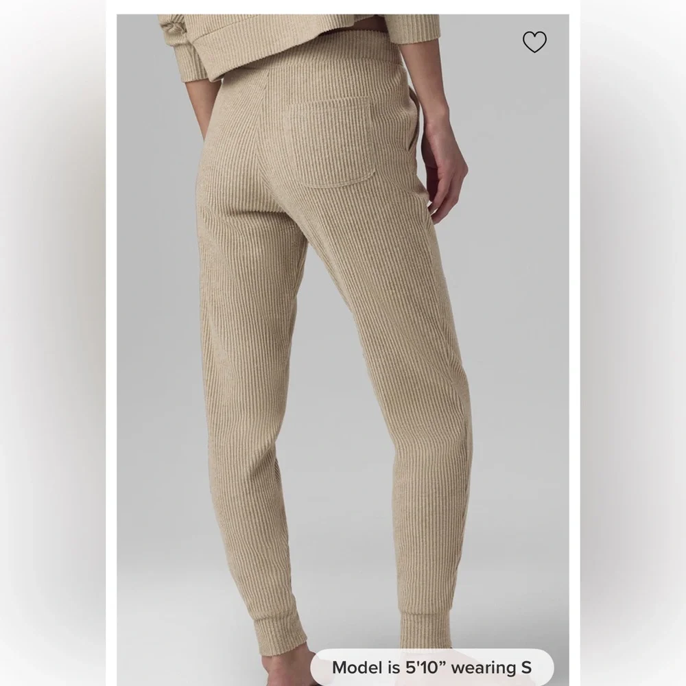 ALO Yoga Muse Sweatpants size XS